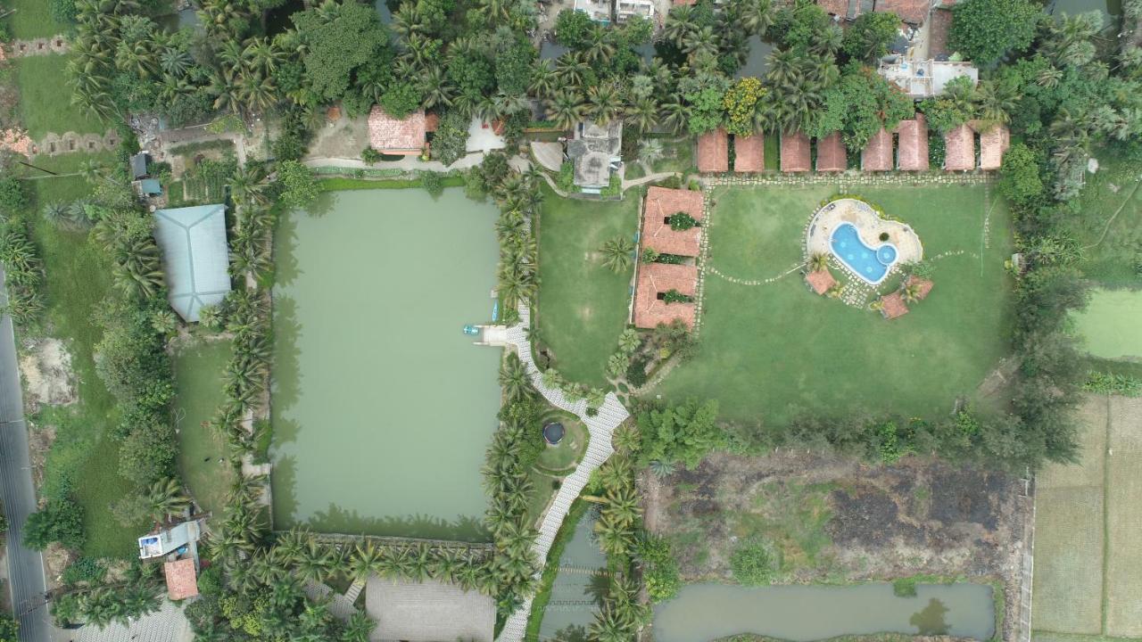 Breathing Earth - Rooms And Pool Calcutá Exterior foto